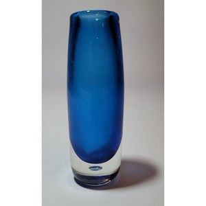 Vintage 8 Inch Hand Blown Glass Vase Signed Suzanne Kindland  '95